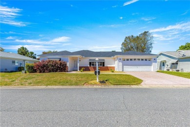 Welcome to this Lovely Extended Palm Model 2 Bedroom 2 Bathroom on The Links of Spruce Creek in Florida - for sale on GolfHomes.com, golf home, golf lot