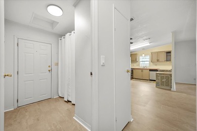 Rare opportunity in Zellwood Station! This 2-bedroom 1990 home on Zellwood Station Country Club in Florida - for sale on GolfHomes.com, golf home, golf lot