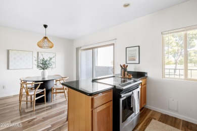 Beautiful 3 bedroom, 2.5 bathroom tri-level townhome in the on Dobson Ranch Municipal Golf Course in Arizona - for sale on GolfHomes.com, golf home, golf lot
