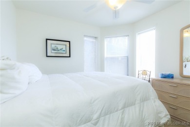 Welcome to your lake escape! This beautiful, first floor, 3-bed on Bear Creek Valley Golf Club in Missouri - for sale on GolfHomes.com, golf home, golf lot