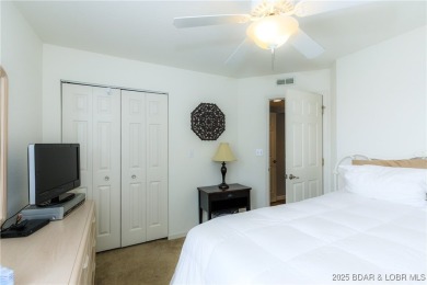 Welcome to your lake escape! This beautiful, first floor, 3-bed on Bear Creek Valley Golf Club in Missouri - for sale on GolfHomes.com, golf home, golf lot