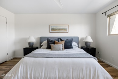 Beautiful 3 bedroom, 2.5 bathroom tri-level townhome in the on Dobson Ranch Municipal Golf Course in Arizona - for sale on GolfHomes.com, golf home, golf lot