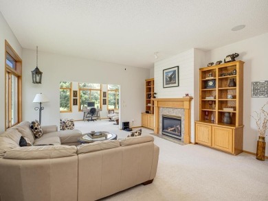 Beautifully Updated Detached Townhome on the Wilds 12th hole on The Wilds Golf Club in Minnesota - for sale on GolfHomes.com, golf home, golf lot
