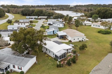 Rare opportunity in Zellwood Station! This 2-bedroom 1990 home on Zellwood Station Country Club in Florida - for sale on GolfHomes.com, golf home, golf lot