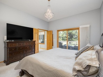 Beautifully Updated Detached Townhome on the Wilds 12th hole on The Wilds Golf Club in Minnesota - for sale on GolfHomes.com, golf home, golf lot