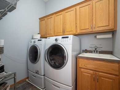 Beautifully Updated Detached Townhome on the Wilds 12th hole on The Wilds Golf Club in Minnesota - for sale on GolfHomes.com, golf home, golf lot