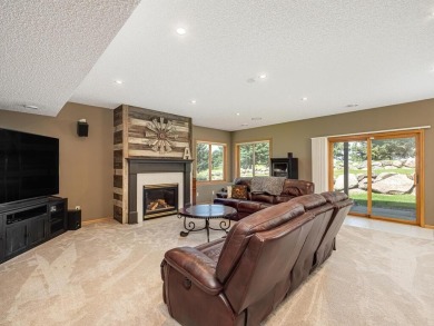 Beautifully Updated Detached Townhome on the Wilds 12th hole on The Wilds Golf Club in Minnesota - for sale on GolfHomes.com, golf home, golf lot
