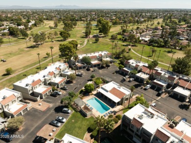 Beautiful 3 bedroom, 2.5 bathroom tri-level townhome in the on Dobson Ranch Municipal Golf Course in Arizona - for sale on GolfHomes.com, golf home, golf lot