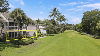 WOW! HIGHLY SOUGHT AFTER & rarely avail PET FRIENDLY END UNIT on on Jupiter Dunes Golf Course in Florida - for sale on GolfHomes.com, golf home, golf lot