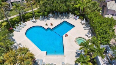 WOW! HIGHLY SOUGHT AFTER & rarely avail PET FRIENDLY END UNIT on on Jupiter Dunes Golf Course in Florida - for sale on GolfHomes.com, golf home, golf lot