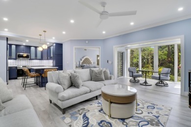 WOW! HIGHLY SOUGHT AFTER & rarely avail PET FRIENDLY END UNIT on on Jupiter Dunes Golf Course in Florida - for sale on GolfHomes.com, golf home, golf lot