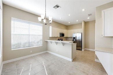 Lovely 3 bedroom, 2 bath single-family home ideally located on a on Hunters Ridge Country Club in Florida - for sale on GolfHomes.com, golf home, golf lot