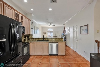 EAST SIDE POMPANO BEACH large townhouse/Fee Simple;3bed/3.5 on Pompano Beach Golf Course  in Florida - for sale on GolfHomes.com, golf home, golf lot