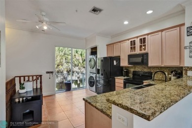 EAST SIDE POMPANO BEACH large townhouse/Fee Simple;3bed/3.5 on Pompano Beach Golf Course  in Florida - for sale on GolfHomes.com, golf home, golf lot