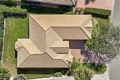 Lovely 3 bedroom, 2 bath single-family home ideally located on a on Hunters Ridge Country Club in Florida - for sale on GolfHomes.com, golf home, golf lot