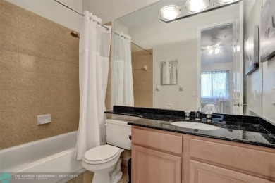 EAST SIDE POMPANO BEACH large townhouse/Fee Simple;3bed/3.5 on Pompano Beach Golf Course  in Florida - for sale on GolfHomes.com, golf home, golf lot