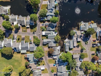 MOTIVATED SELLER! Waterfront Luxury Living in highly on Sandestin Golf and Beach Resort - The Links in Florida - for sale on GolfHomes.com, golf home, golf lot