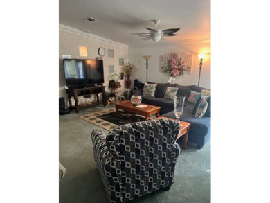 Beautiful and Updated 2+/2 home in The Hamptons Golf and Country on Hamptons Golf Club in Florida - for sale on GolfHomes.com, golf home, golf lot