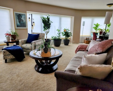 5000 Town Center living is a lifestyle! Professional condo on Evergreen Hills Golf Course in Michigan - for sale on GolfHomes.com, golf home, golf lot