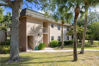 Beautifully maintained private corner unit w/gorgeous views of on Vero Beach South Golf Course in Florida - for sale on GolfHomes.com, golf home, golf lot