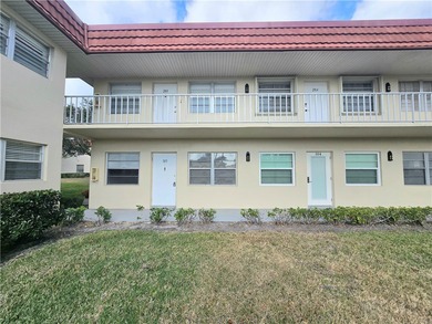 Welcome to easy Florida living in the desirable Vista Royale 55+ on The American Golf Club in Florida - for sale on GolfHomes.com, golf home, golf lot