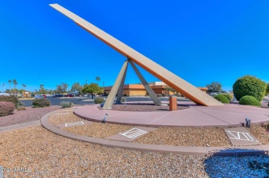 This welcoming ''Gemini'' Home features 2 Bedrooms, 2 Baths and on Sun City Lakes West and East in Arizona - for sale on GolfHomes.com, golf home, golf lot