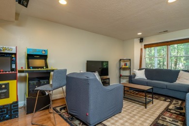 This Massanutten home features 3 bedrooms and 2 full bathrooms on Woodstone Meadows Golf Course At Massanutten in Virginia - for sale on GolfHomes.com, golf home, golf lot