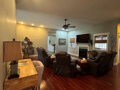 3 bedroom/2.5 bath ranch home situated on just over 1/2 an acre on Glade Springs Resort Golf Course in West Virginia - for sale on GolfHomes.com, golf home, golf lot