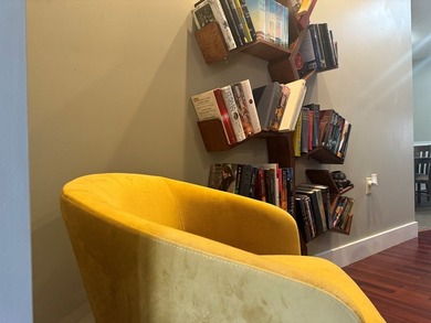 3 bedroom/2.5 bath ranch home situated on just over 1/2 an acre on Glade Springs Resort Golf Course in West Virginia - for sale on GolfHomes.com, golf home, golf lot