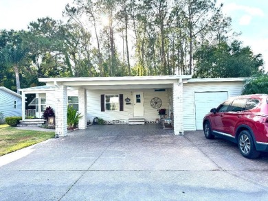 Beautiful Custom-Built Home with private back yard and Upgrades on Schalamar Creek Golf and Country Club in Florida - for sale on GolfHomes.com, golf home, golf lot