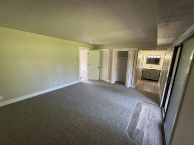 2 Bedroom, 1.5 Bath Townouse on Perry Park Golf Resort in Kentucky - for sale on GolfHomes.com, golf home, golf lot