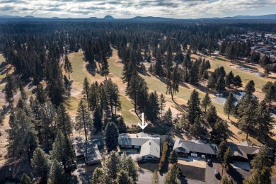 Golf course views from this 2752 sq ft single level home on Bend Golf and Country Club in Oregon - for sale on GolfHomes.com, golf home, golf lot