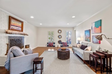 Rare opportunity to find a move in ready home in a great on Pleasant Valley Country Club in Arkansas - for sale on GolfHomes.com, golf home, golf lot