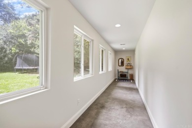 Rare opportunity to find a move in ready home in a great on Pleasant Valley Country Club in Arkansas - for sale on GolfHomes.com, golf home, golf lot