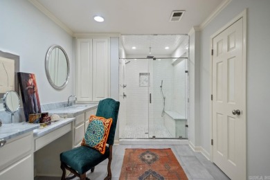 Rare opportunity to find a move in ready home in a great on Pleasant Valley Country Club in Arkansas - for sale on GolfHomes.com, golf home, golf lot