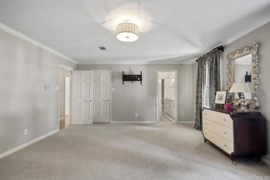 Rare opportunity to find a move in ready home in a great on Pleasant Valley Country Club in Arkansas - for sale on GolfHomes.com, golf home, golf lot