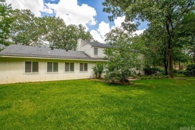 Rare opportunity to find a move in ready home in a great on Pleasant Valley Country Club in Arkansas - for sale on GolfHomes.com, golf home, golf lot