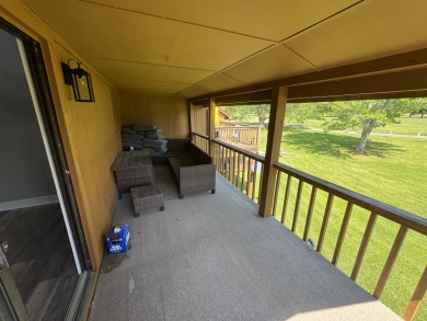 2 Bedroom, 1.5 Bath Townouse on Perry Park Golf Resort in Kentucky - for sale on GolfHomes.com, golf home, golf lot
