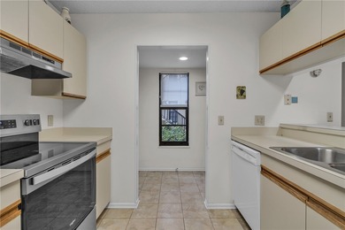 FIRST-FLOOR, END UNIT & furnished-turnkey! Features a fabulous on Vista Plantation Golf Club in Florida - for sale on GolfHomes.com, golf home, golf lot