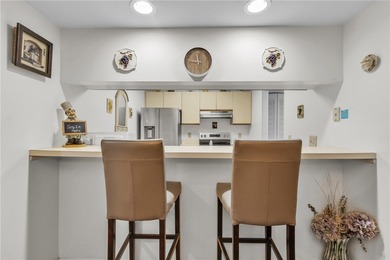 FIRST-FLOOR, END UNIT & furnished-turnkey! Features a fabulous on Vista Plantation Golf Club in Florida - for sale on GolfHomes.com, golf home, golf lot