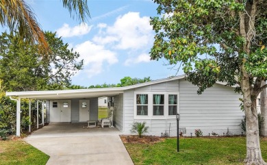 This GORGEOUS 2/2 home in Country Club Hills is a total on El Diablo Executive Golf Course in Florida - for sale on GolfHomes.com, golf home, golf lot
