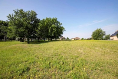 Gorgeous lot in popular Lake Ridge community. Just minutes to on Tangle Ridge Golf Club in Texas - for sale on GolfHomes.com, golf home, golf lot