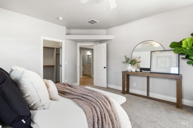 Beautifully updated and custom- 4 bedroom home in the on Hunters Point Golf Club in Idaho - for sale on GolfHomes.com, golf home, golf lot