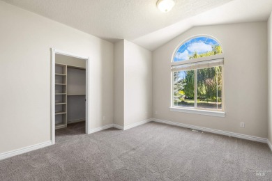 Beautifully updated and custom- 4 bedroom home in the on Hunters Point Golf Club in Idaho - for sale on GolfHomes.com, golf home, golf lot