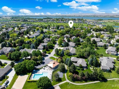 Beautifully updated and custom- 4 bedroom home in the on Hunters Point Golf Club in Idaho - for sale on GolfHomes.com, golf home, golf lot