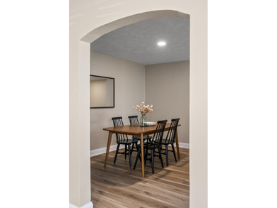 This beautifully renovated Augusta home blends modern comfort on Augusta Municipal Golf Course in Georgia - for sale on GolfHomes.com, golf home, golf lot