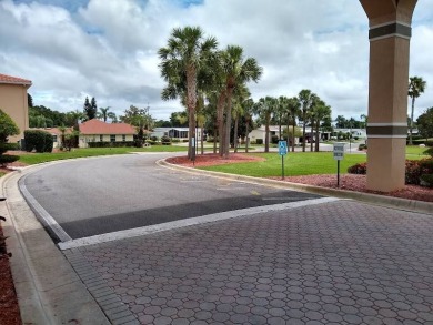 NEW LISTING - Priced @ $74,900.    Very well-maintained 2 Bed 2 on Four Lakes Golf Club in Florida - for sale on GolfHomes.com, golf home, golf lot