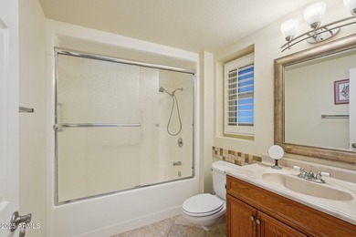 Updated/Charming Updated 2 Bed/2 bath Gemini Twin home on the on Sun City-Willow Creek / Willow Brook  in Arizona - for sale on GolfHomes.com, golf home, golf lot