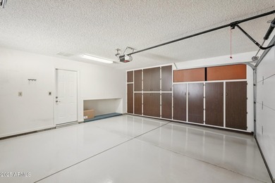 Updated/Charming Updated 2 Bed/2 bath Gemini Twin home on the on Sun City-Willow Creek / Willow Brook  in Arizona - for sale on GolfHomes.com, golf home, golf lot