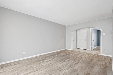 Fall in love with this updated 2nd (top) floor 1 bedroom, 1 bath on Prestonwood Country Club - Dallas County in Texas - for sale on GolfHomes.com, golf home, golf lot